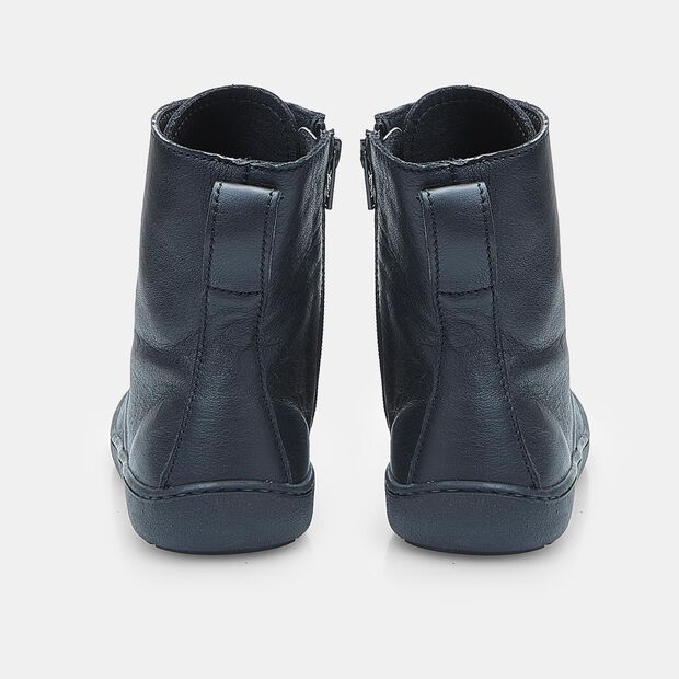 Bot&iacute;n de cuero Barefoot con cordones para mujer Bata, Negro