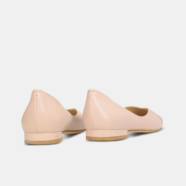 Bailarinas de mujer en piel, Rosa