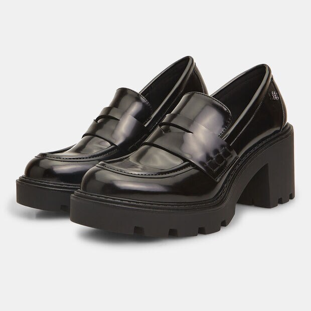 Mocasines para mujer Bata Red Label con tac&oacute;n ancho, Negro