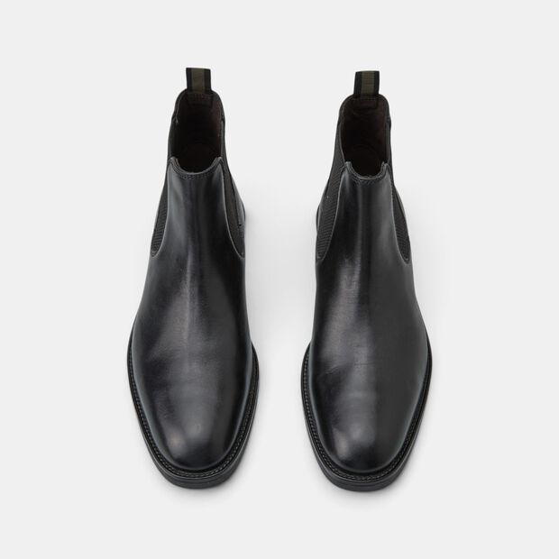 Bot&iacute;n de Cuero para Hombre BATA, Negro