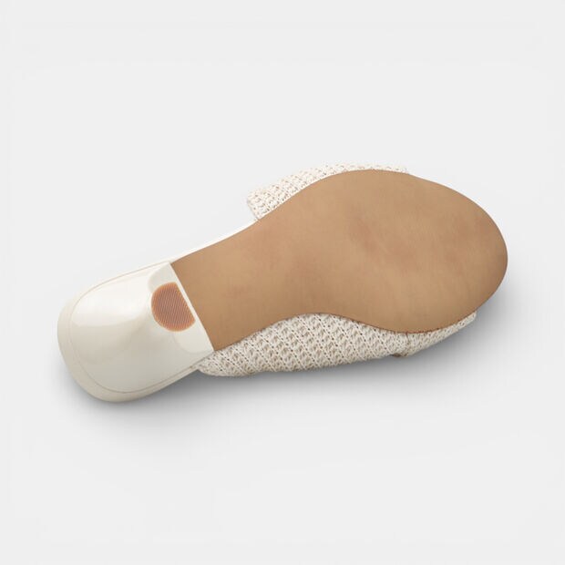 Sandalia de mujer Bata con tac&oacute;n y banda cruzada, Beige