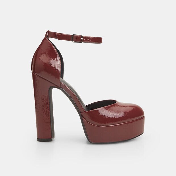 Zapatos con tac&oacute;n de mujer con meseta y correa , Burdeos