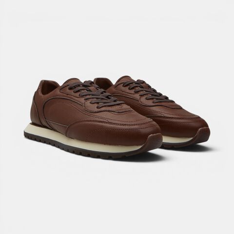 Zapatillas deportivas para hombre Bata, Marr&oacute;n