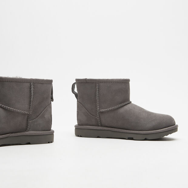 Botas UGG Classic Mini II, Gris