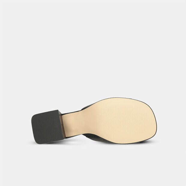 Mules de mujer en piel, Negro