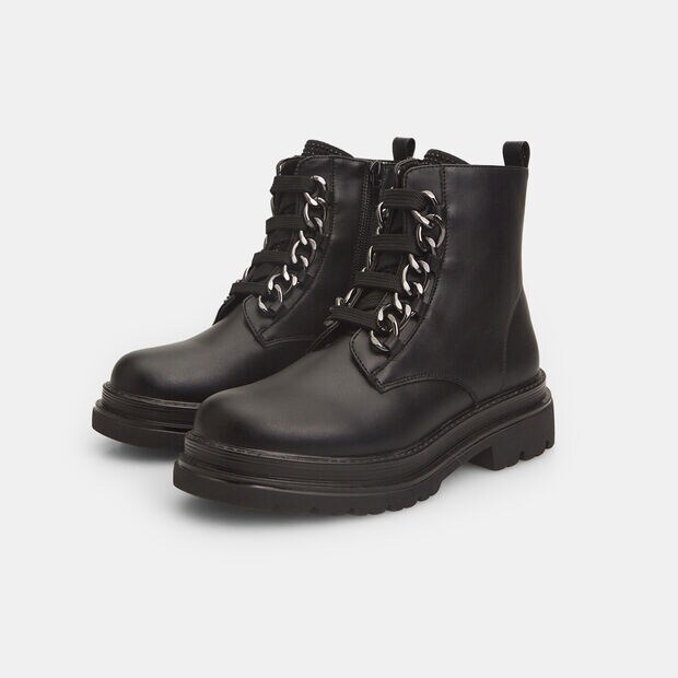 Botines de ni&ntilde;a con detalles de cadena , Negro