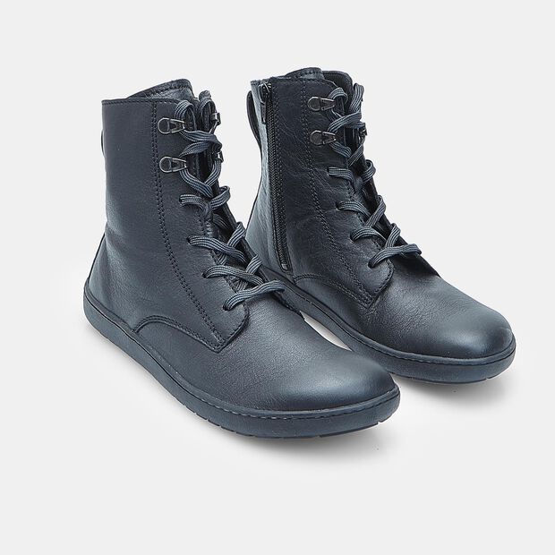 Bot&iacute;n de cuero Barefoot con cordones para mujer Bata, Negro