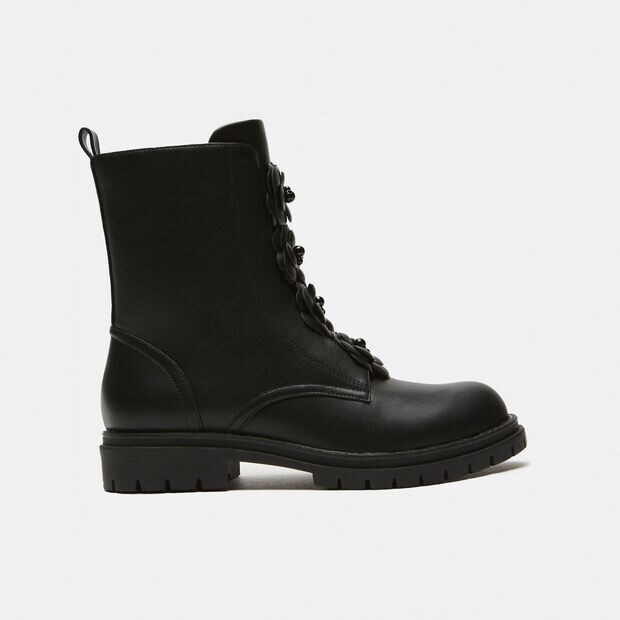 Botas Militares Con Aplicaciones Efecto Mate, Negro