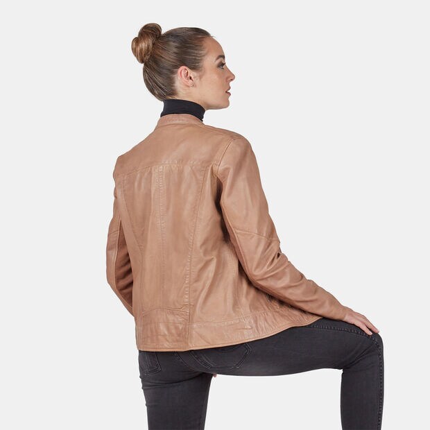 Chaqueta de cuero para mujer, Piel