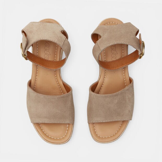 Sandales en daim avec talon compens&eacute; pour femme BATA, Beige