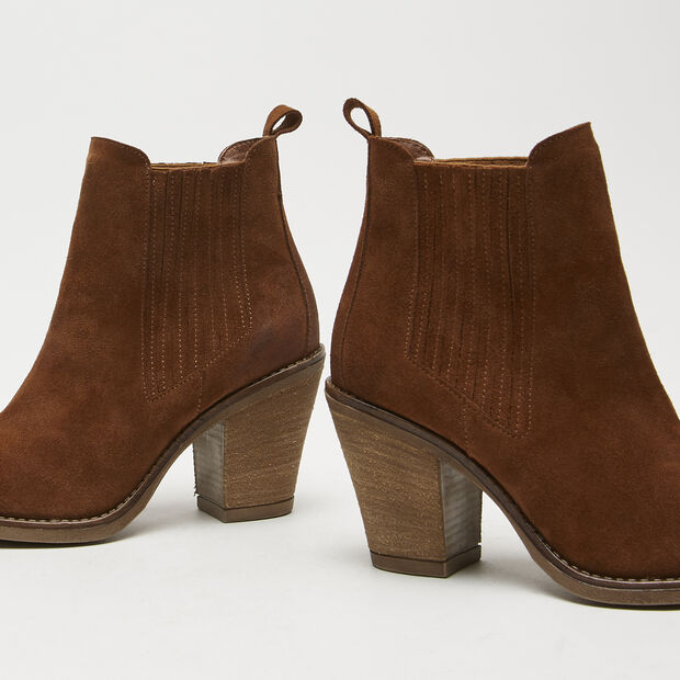 Bottines pointues avec talon, Bronzer