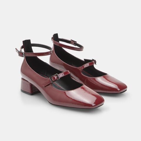 Mary Jane avec bride à la cheville BATA, Rouge