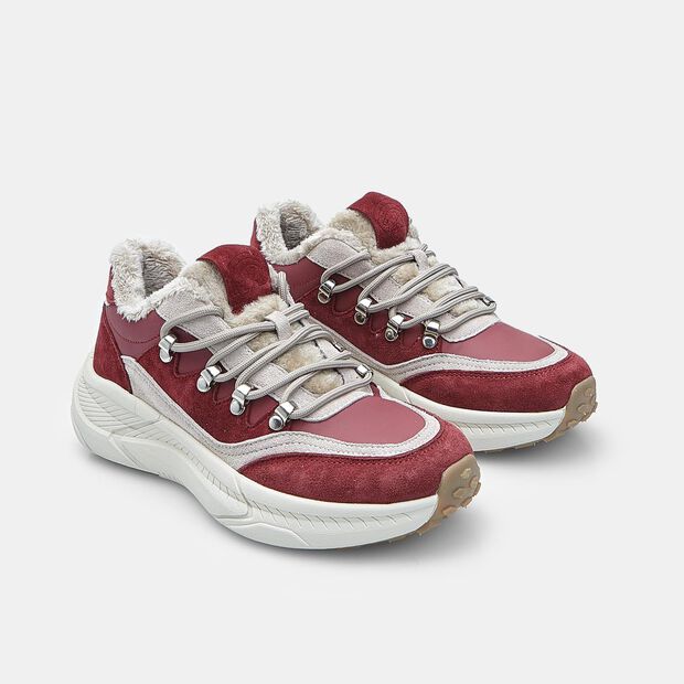 Sneaker outdoor en daim pour femme Bata, Bordeaux