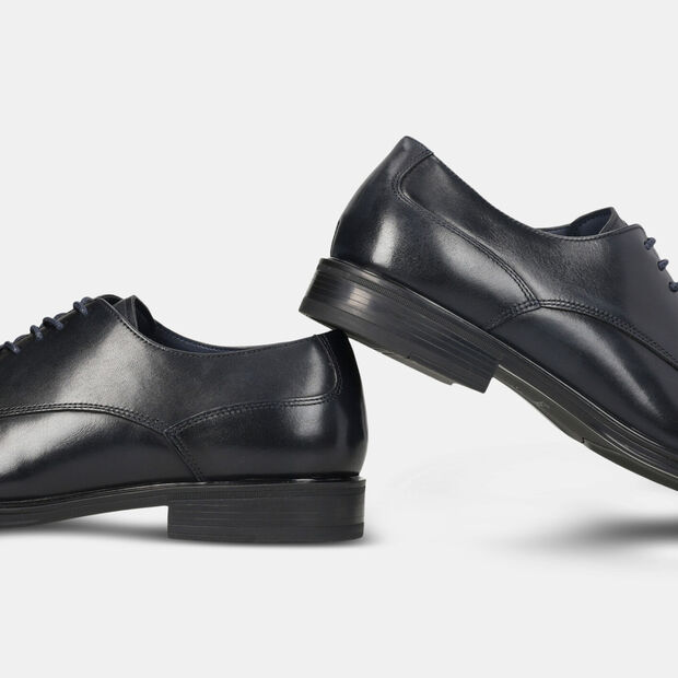 Richelieus homme en cuir Bata 24H, 