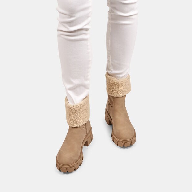 Bottines pour femme avec revers en teddy et semelle &eacute;paisse, Beige