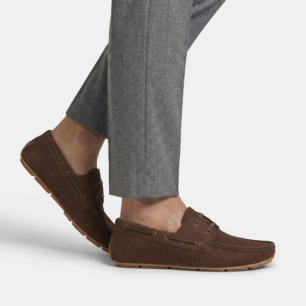 Mocassin mod&egrave;le bateau pour homme en daim Bata, Marron