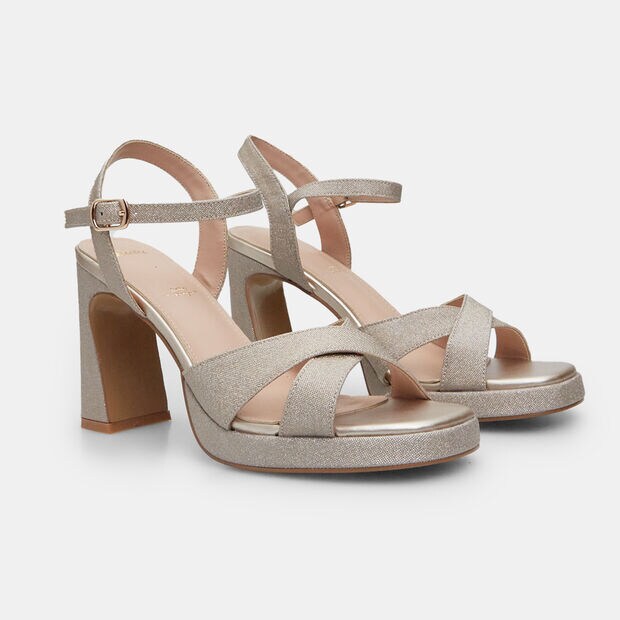 Sandales pour femme avec brides &agrave; la cheville BATA, 