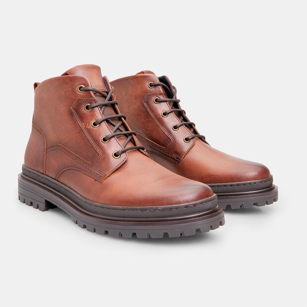 Boots Lac&eacute; en Cuir pour Homme BATA, 