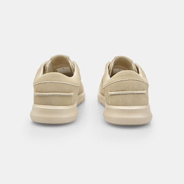 Bottine d&eacute;contract&eacute;es pour homme Bata, Beige