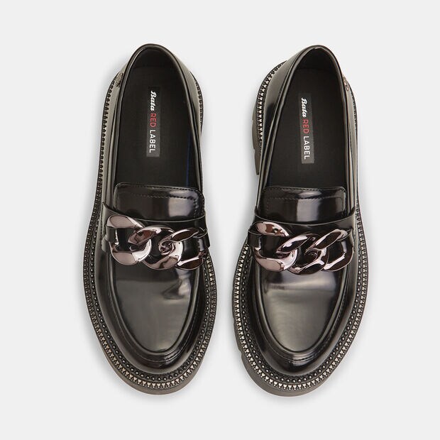 Mocassins pour femme Bata Red Label avec cha&icirc;ne et talon de 4,7 cm, Noir