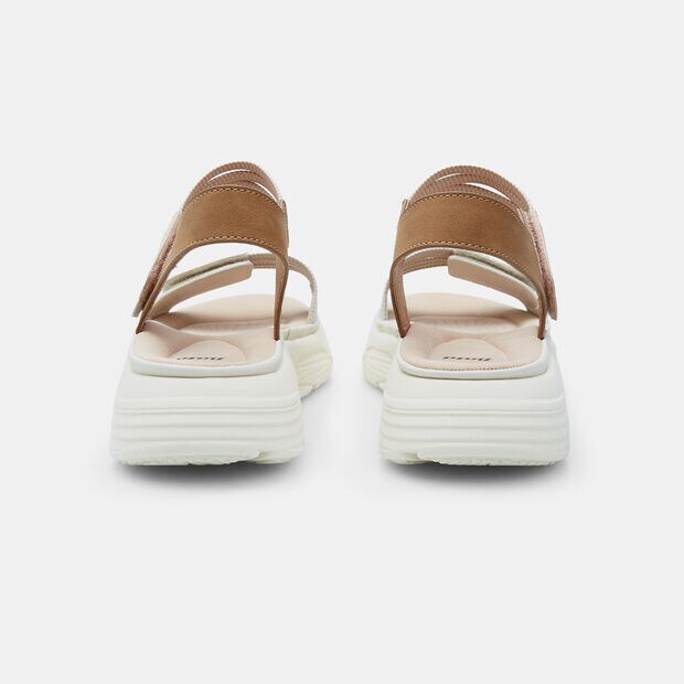 Sandales d'&eacute;t&eacute; casual pour femmes BATA, 