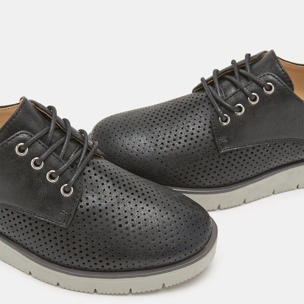Derbies dessus ajour&eacute;, Noir