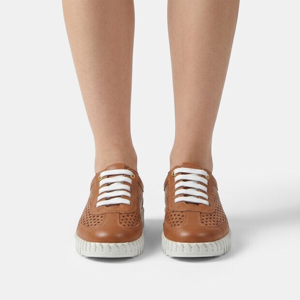 Chaussure &agrave; lacets en cuir ajour&eacute; pour femme Bata, Marron