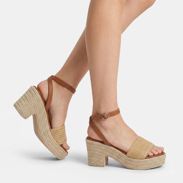 Sandale femme avec semelle compens&eacute;e et bride &agrave; la cheville Bata, Beige