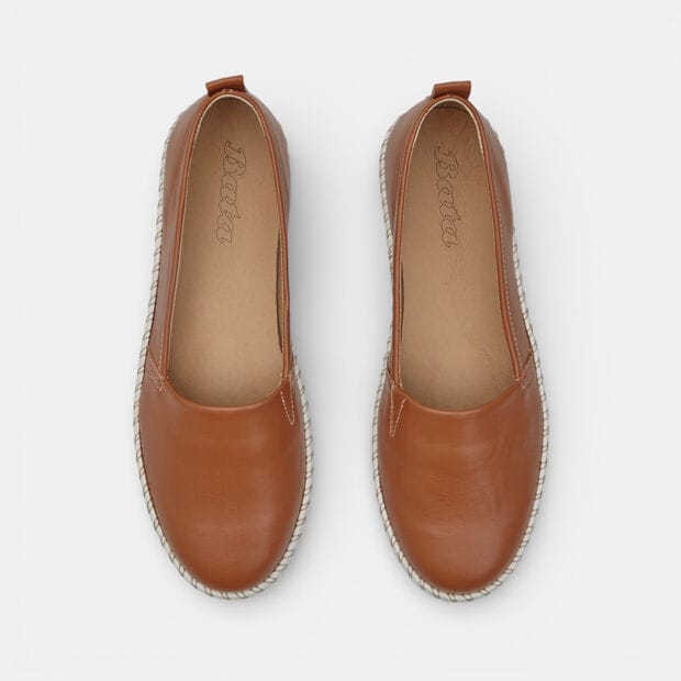 Slipon in pelle da donna Bata, Marrone