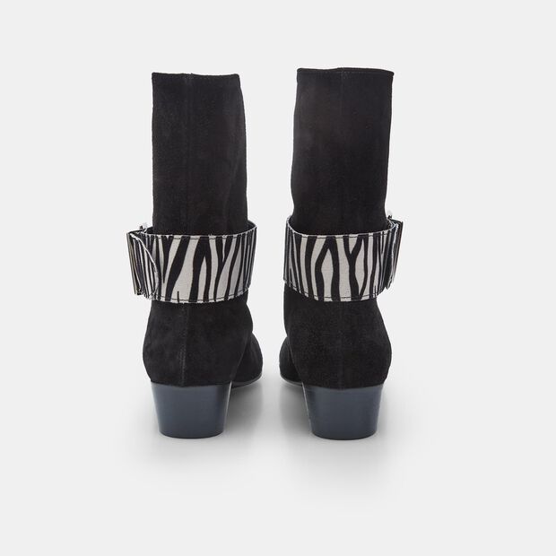 Stivaletti da donna in suede con cinturino animalier, 