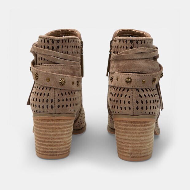 Stivaletto da donna traforato Refresh, Taupe