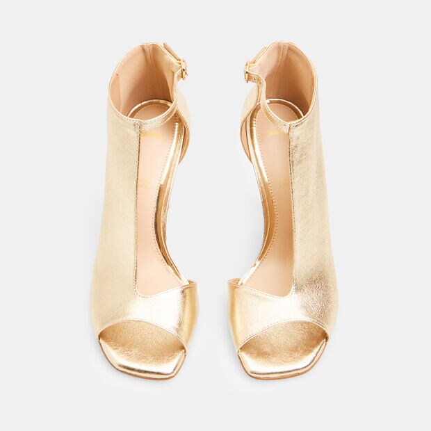 D&eacute;collet&eacute; spuntato con tacco 9,5 cm BATA, 