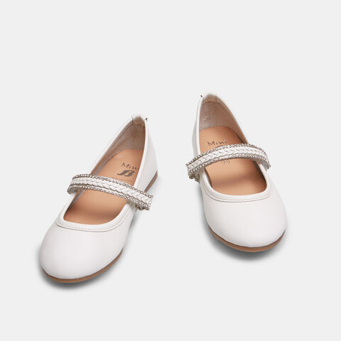 Ballerina da bambina, Bianco