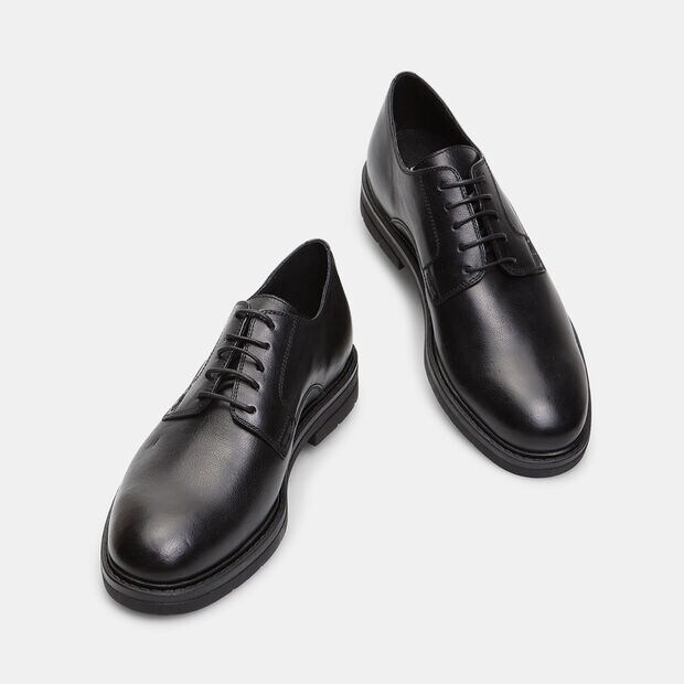 Scarpe stringate da uomo in pelle, Nero