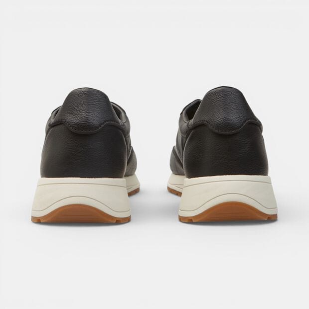 Sneaker da uomo Bata, 