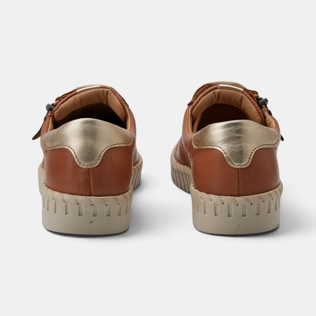 Scarpa stringata da donna Bata, Tan