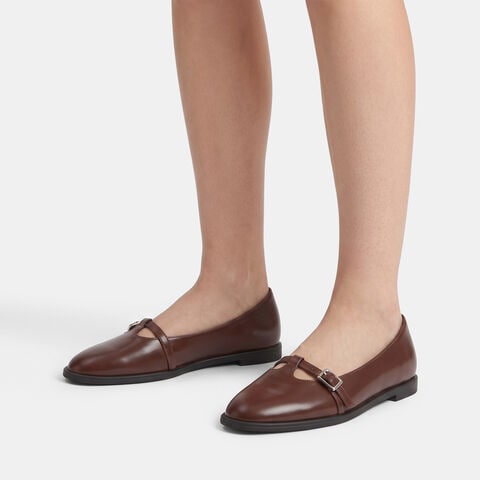 Ballerina in pelle con decoro cinturino Bata, Marrone
