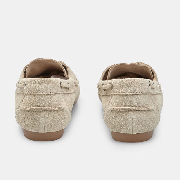 Mocassino modello barca in suede da donna Bata, Beige