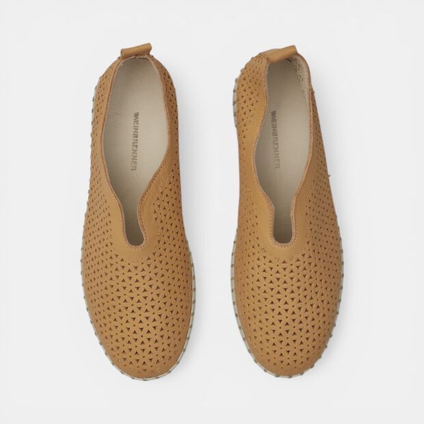 Damskie wsuwane buty Weinbrenner ze sk&oacute;ry, 