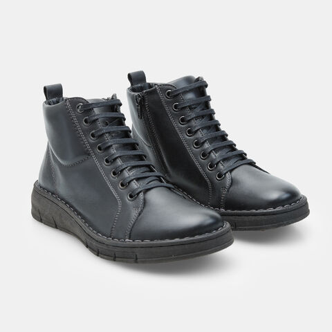 Damskie sk&oacute;rzane buty za kostkę z sznur&oacute;wkami, czarny