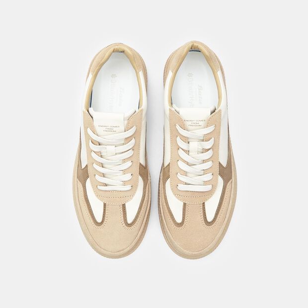 Męskie sneakersy z zamszu BATA, 