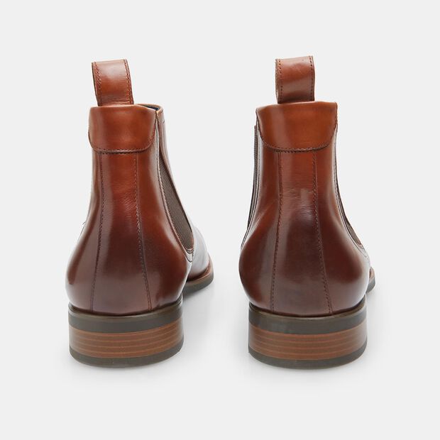 Męskie sk&oacute;rzane eleganckie chelsea Bata, 