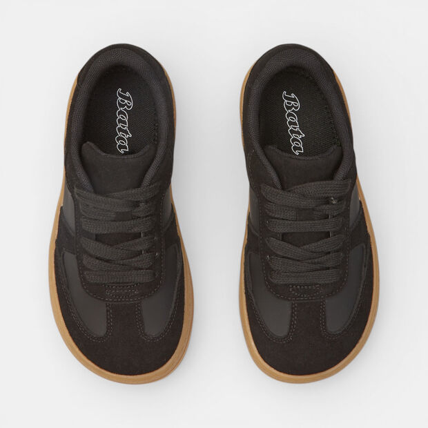 Buty sportowe dla dzieci marki Bata, 