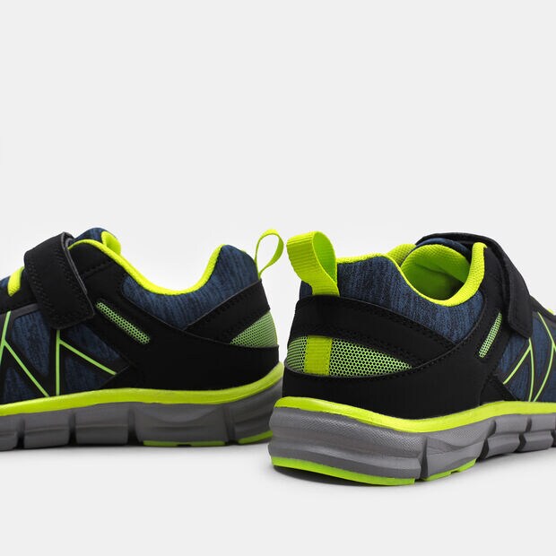 Dziecięce buty sportowe materiałowe na rzepy, 