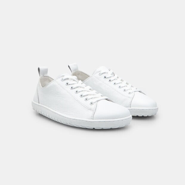 Damskie barefoot buty ze sk&oacute;ry Bata, biały