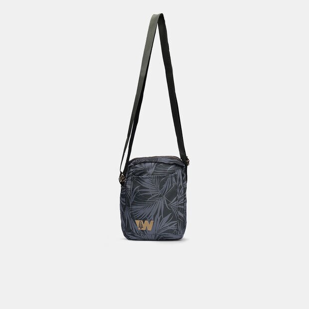 D&aacute;mska textiln&aacute; crossbody ta&scaron;ka s mot&iacute;vom l&iacute;stkov, 