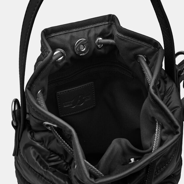 Pre&scaron;&iacute;van&aacute; d&aacute;mska kabelka typu bucket od značky Bata, čierna