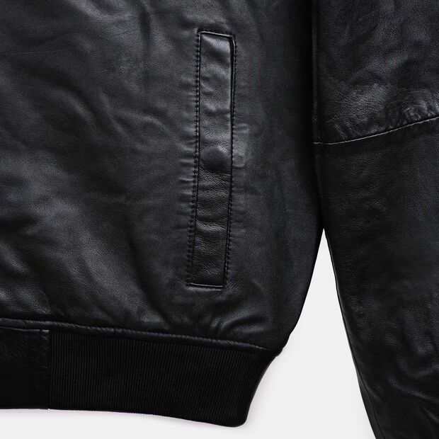 P&aacute;nska kožen&aacute; bomber bunda na zips Baťa, čierna