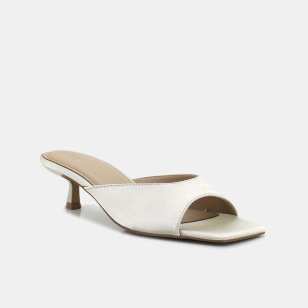 BATA WOMEN SANDALS