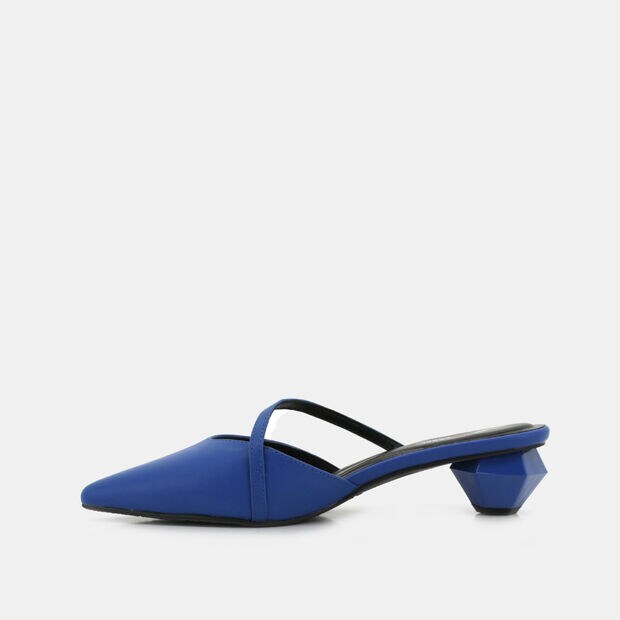 BATA RED LABEL WOMEN SANDALS